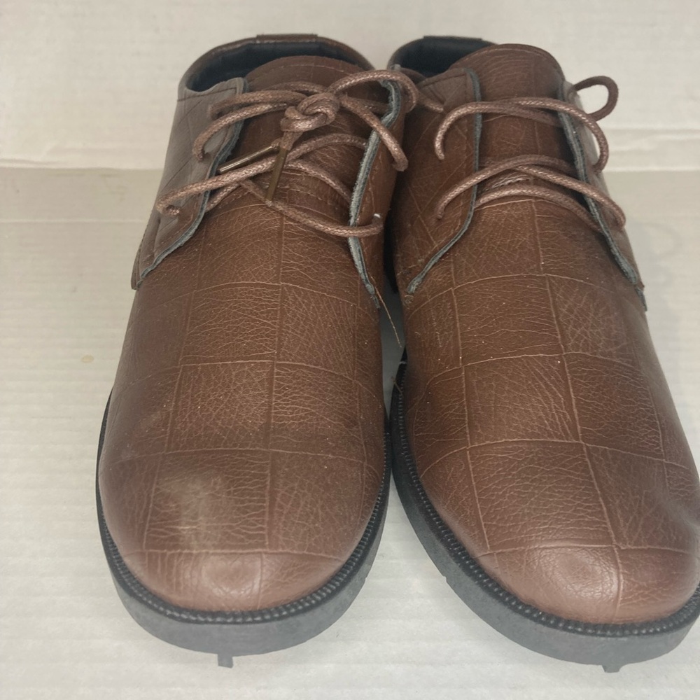 NWOT Boy Classic Brown Leather Shoes Size 8